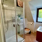 Peedy's Luxurioese 60m² Mit Balkonterrasse شتاده