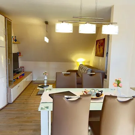 Peedy's Luxurioese 60m² Mit Balkonterrasse * Στάντε