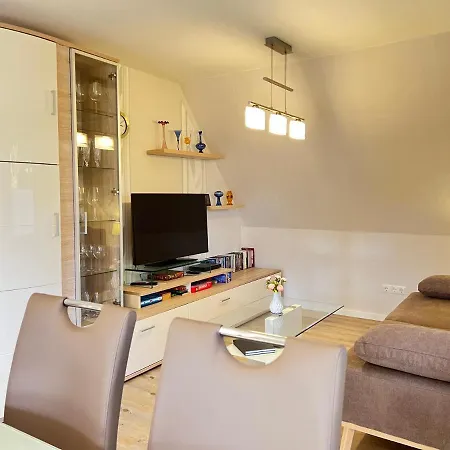 Peedy's Luxurioese 60m² Mit Balkonterrasse Апартаменты Штаде