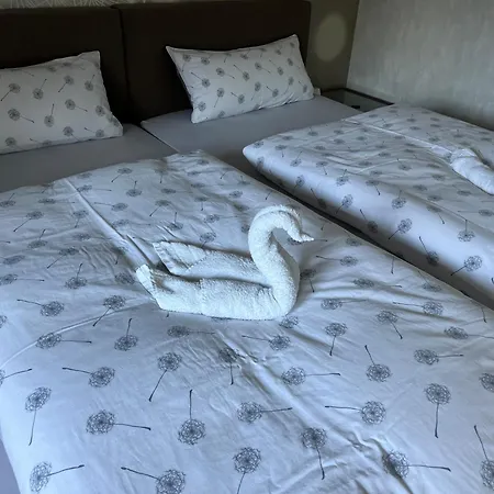 Peedy's Luxurioese 60m² Mit Balkonterrasse Διαμέρισμα Στάντε