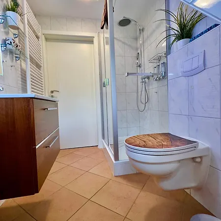 Апартаменты Peedy's Luxurioese 60m² Mit Balkonterrasse *