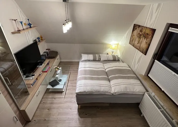 Peedy's Luxurioese 60m² Mit Balkonterrasse * Stade